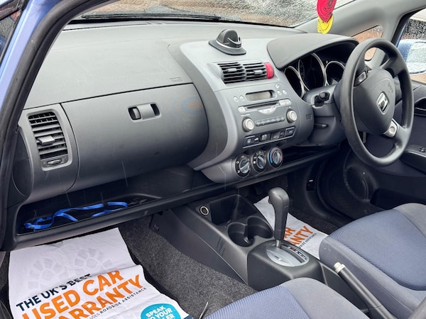 Used Honda Jazz 2004 for sale - 76172821: Photo 18