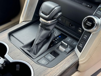 Used Toyota Land Cruiser  for sale - 75233676: Photo
