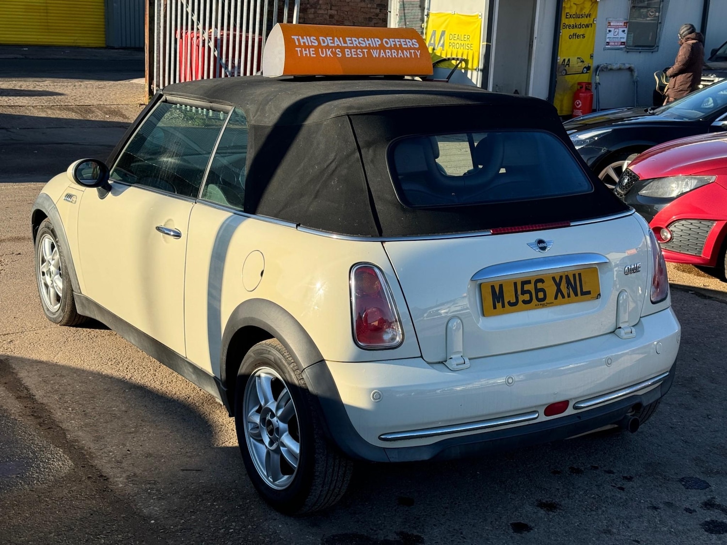 Used MINI Convertible 2006 for sale - 76318256: Photo 19