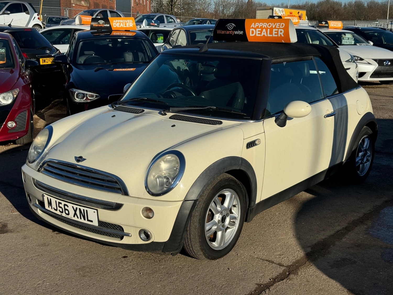 Used MINI Convertible 2006 for sale - 76318256: Photo 21
