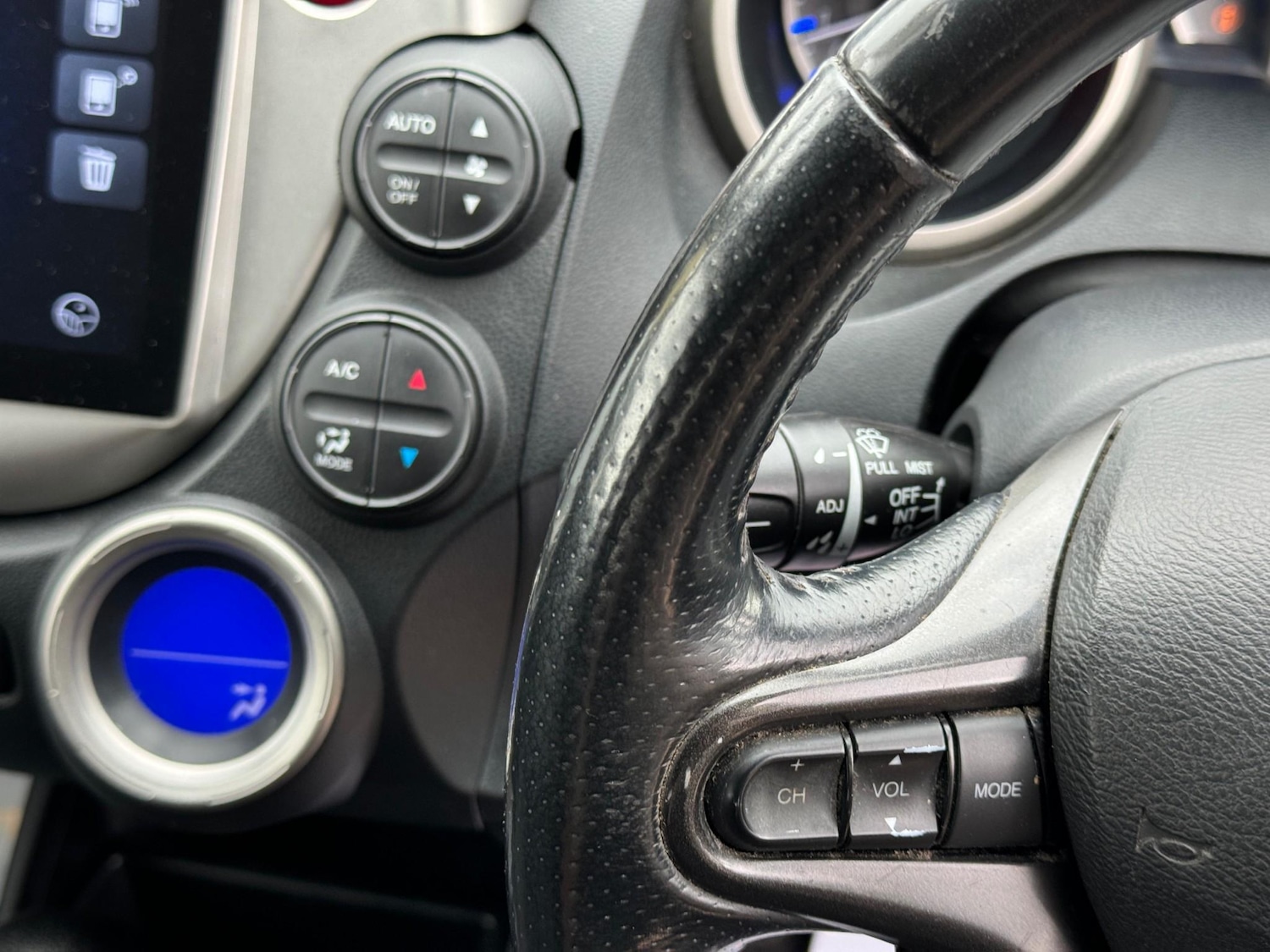 Used Honda Jazz 2011 for sale - 76079938: Photo 15