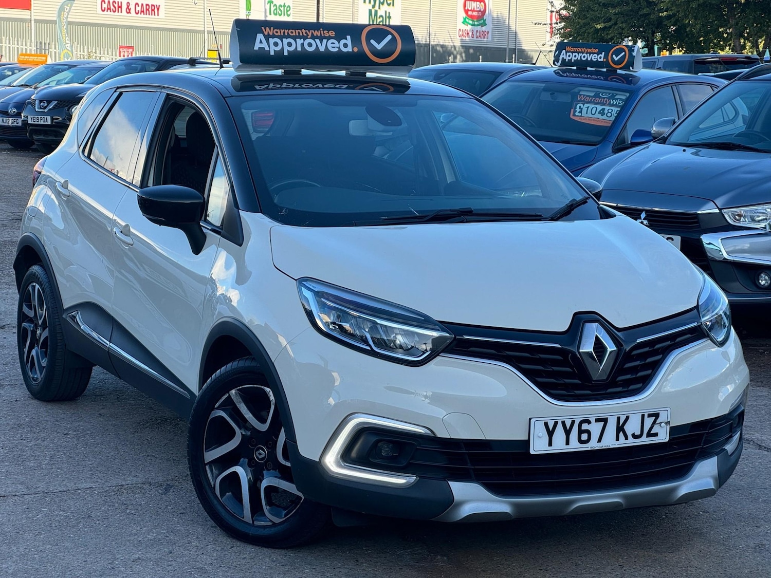 Used Renault Captur 2017 for sale - 75776701: Photo 1