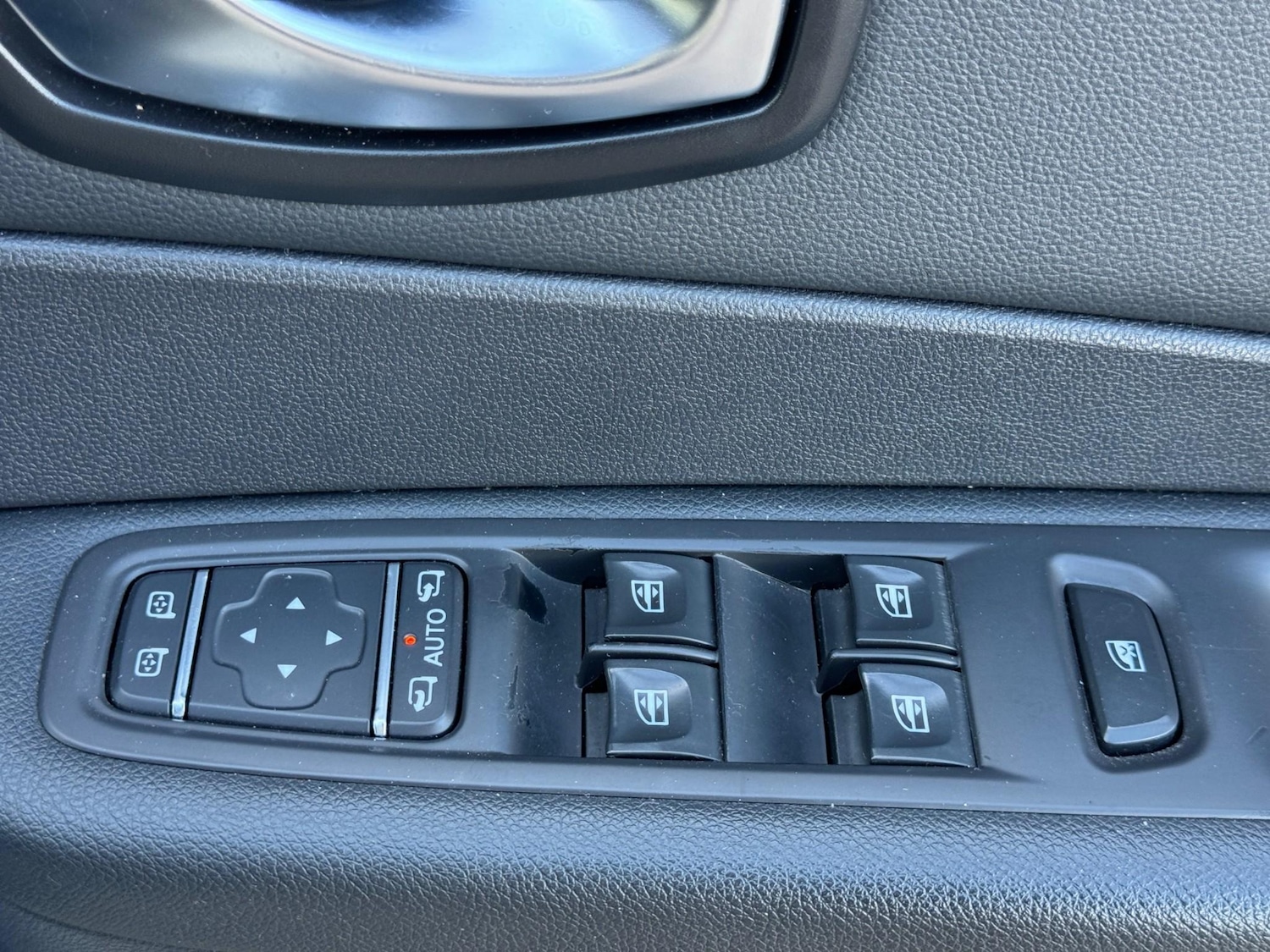 Used Renault Captur 2017 for sale - 75776701: Photo 12