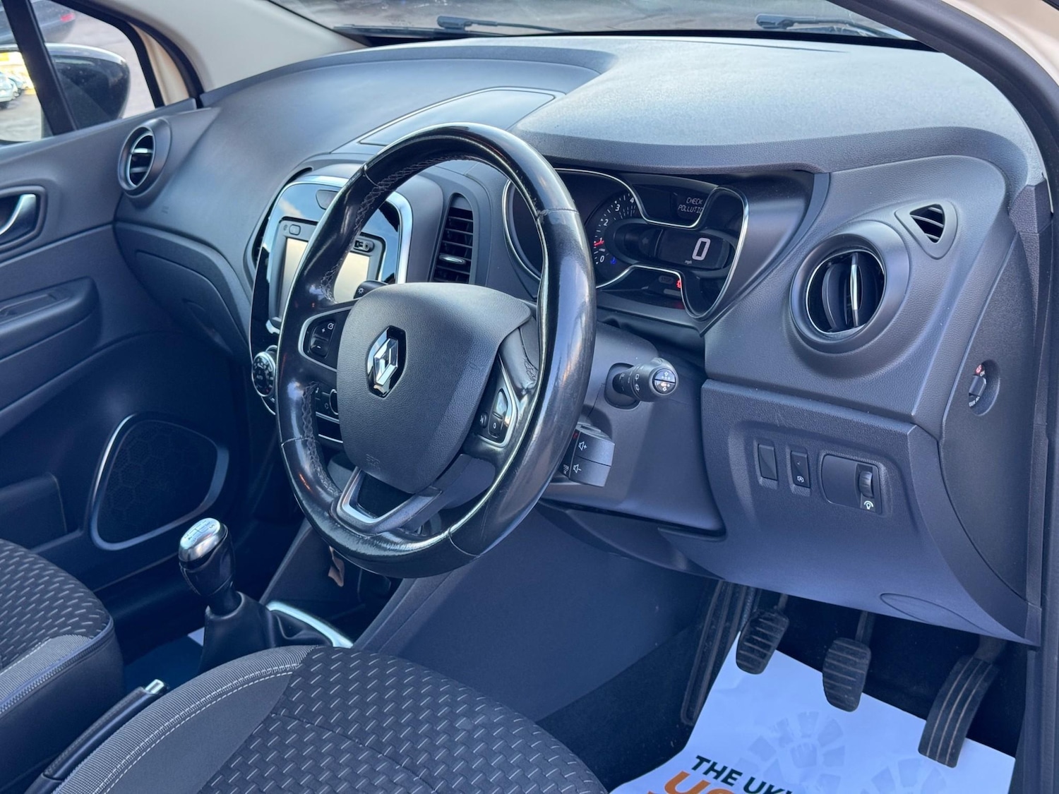 Used Renault Captur 2017 for sale - 75776701: Photo 16