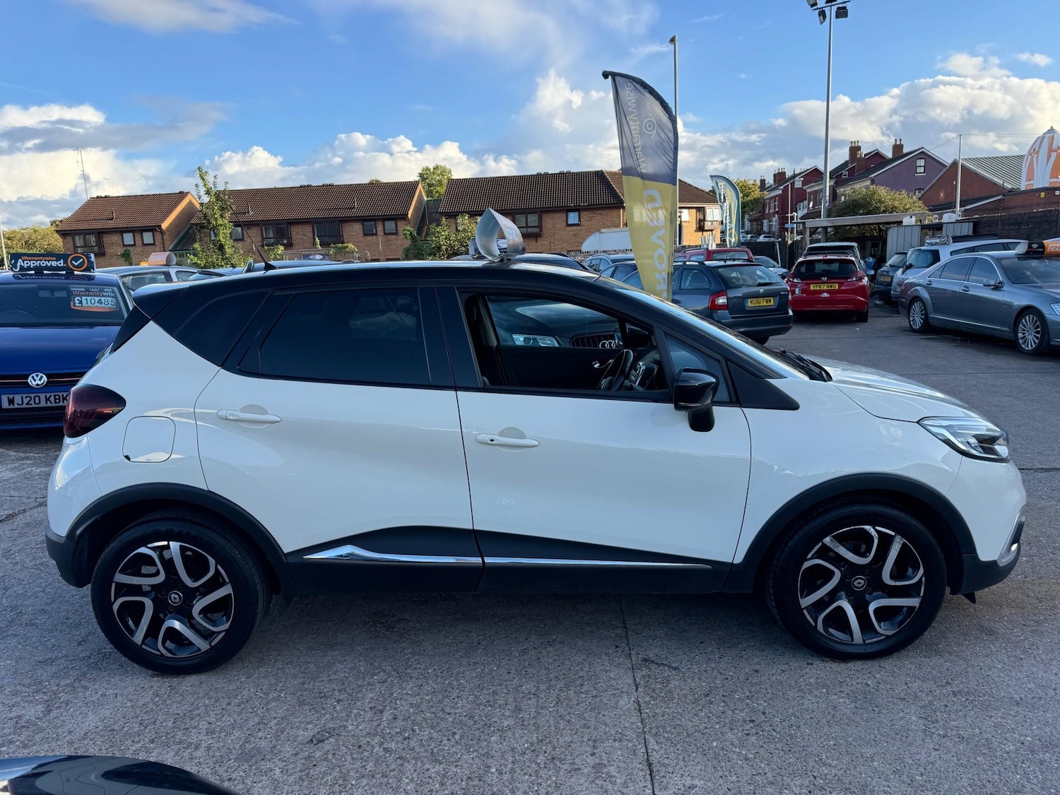 Used Renault Captur 2017 for sale - 75776701: Photo 4