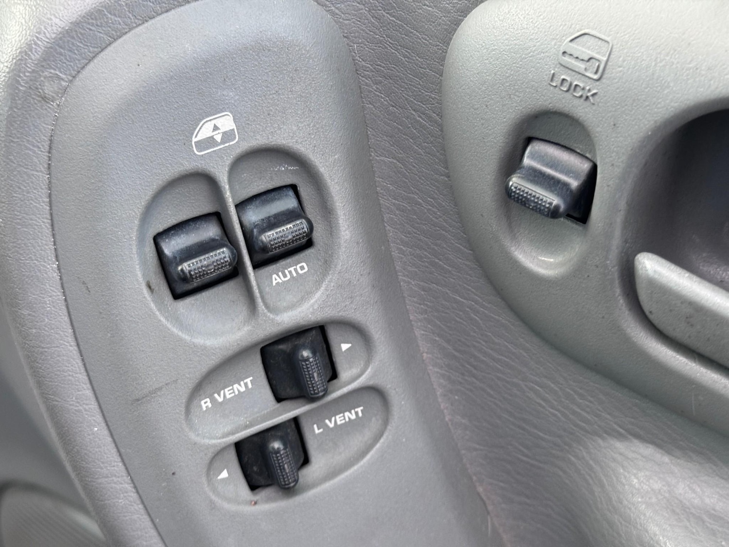 Used Chrysler Voyager 2005 for sale - 76519806: Photo 15