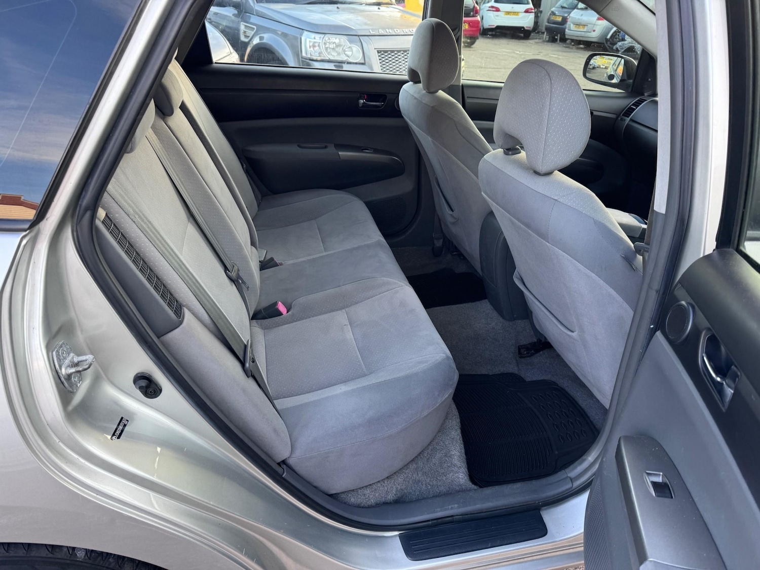 Used Toyota Prius 2005 for sale - 76665213: Photo 17