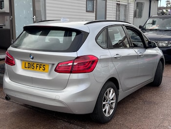 Used BMW 2 Series 2015 for sale - 76405505: Photo