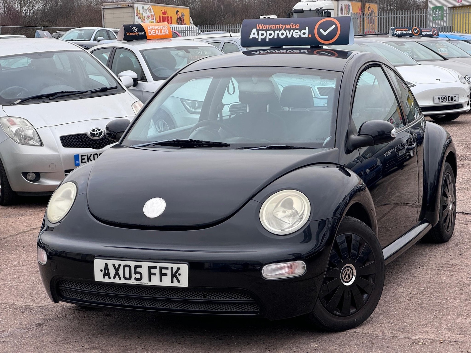 Used Volkswagen Beetle 2005 for sale - 77064187: Photo 2