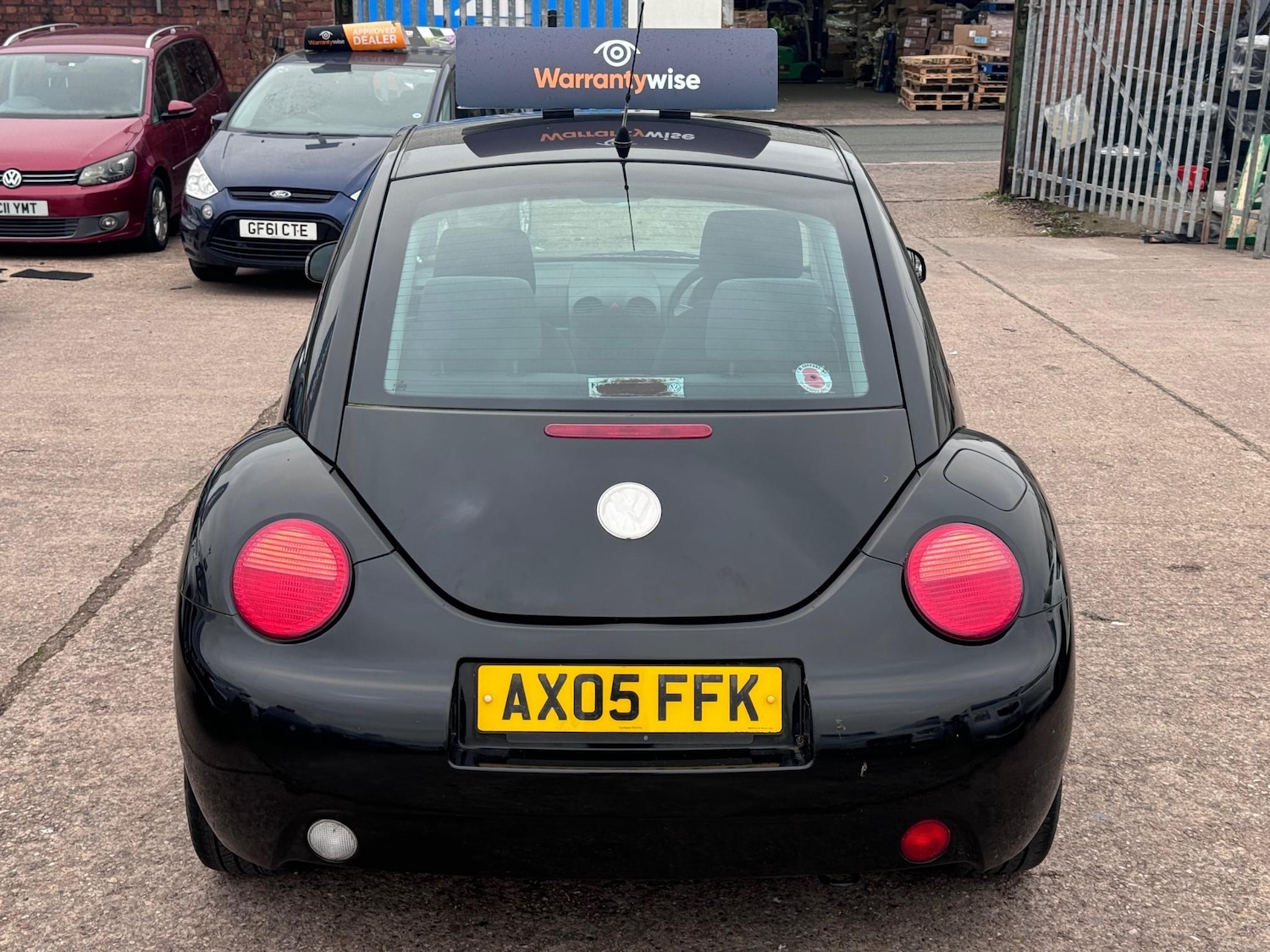 Used Volkswagen Beetle 2005 for sale - 77064187: Photo 8