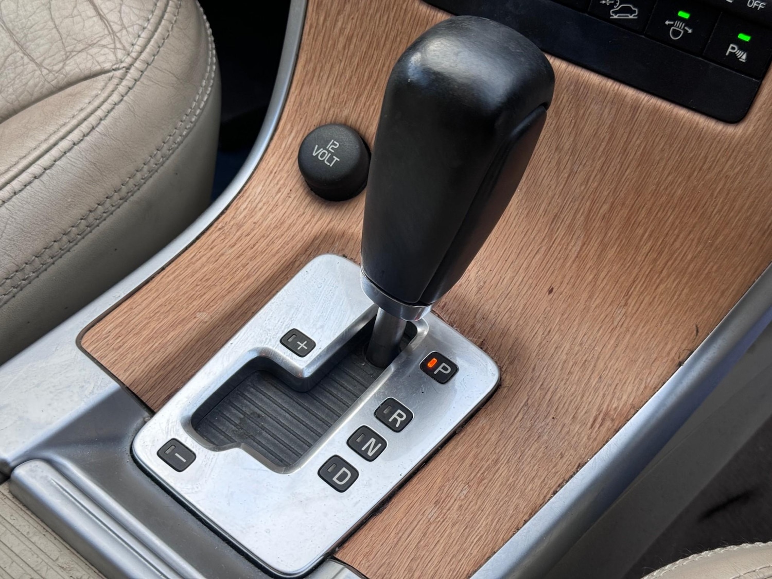 Used Volvo XC60 2009 for sale - 76750716: Photo 12