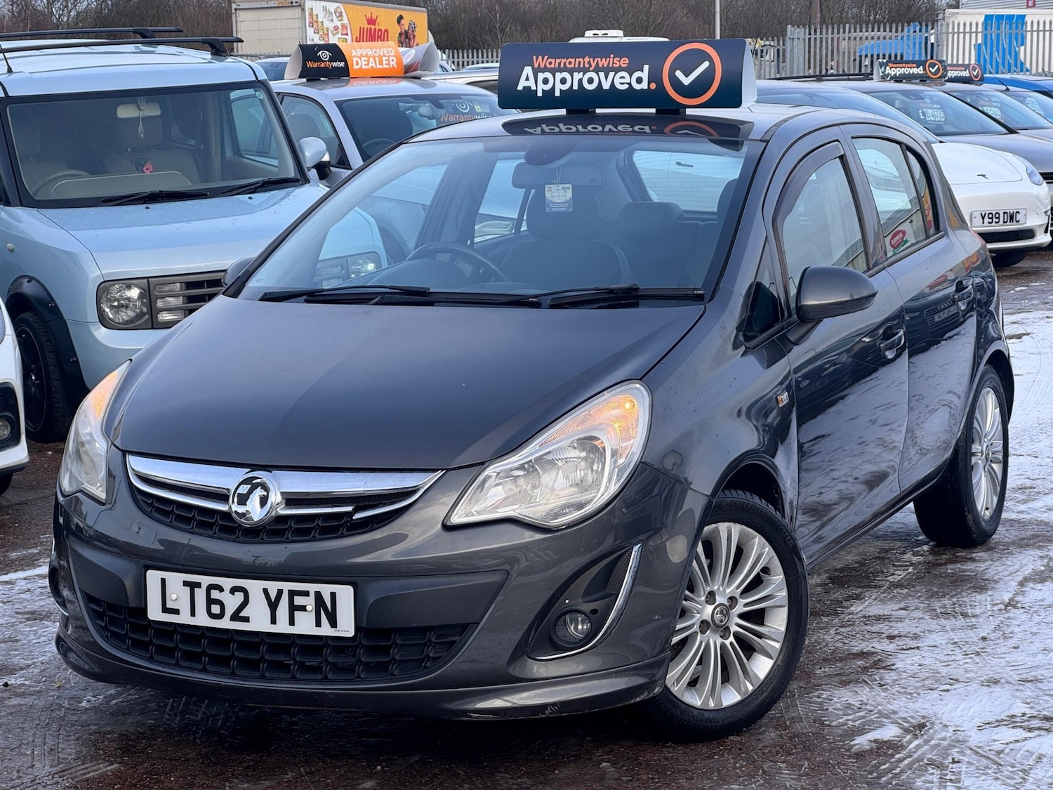 Used Vauxhall Corsa 2012 for sale - 77118070: Photo 2