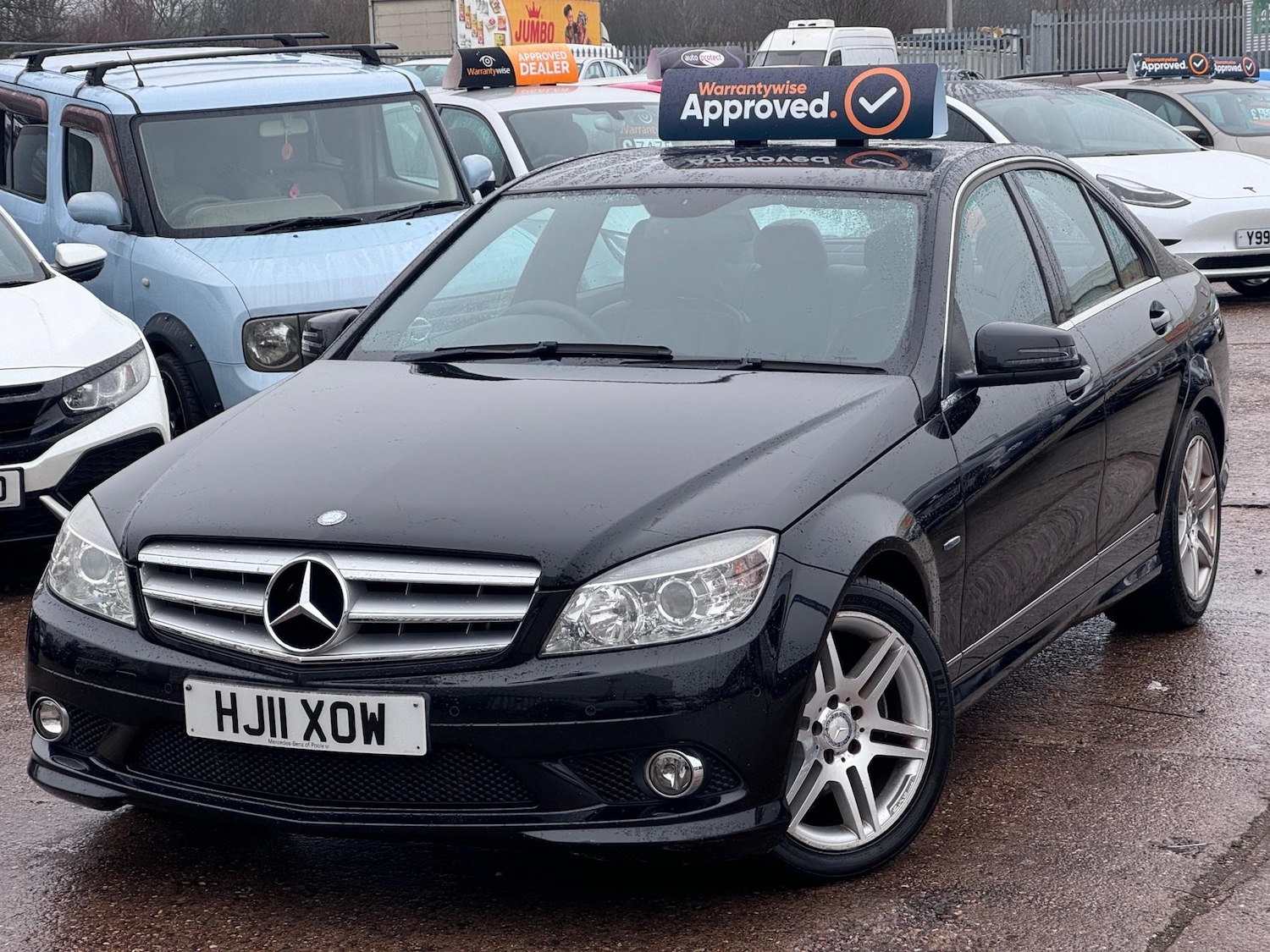 Used Mercedes-Benz C Class 2011 for sale - 77118074: Photo 2