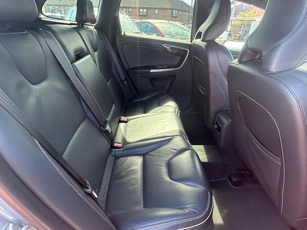 Used Volvo XC60 2016 for sale - 74449238: Photo 32