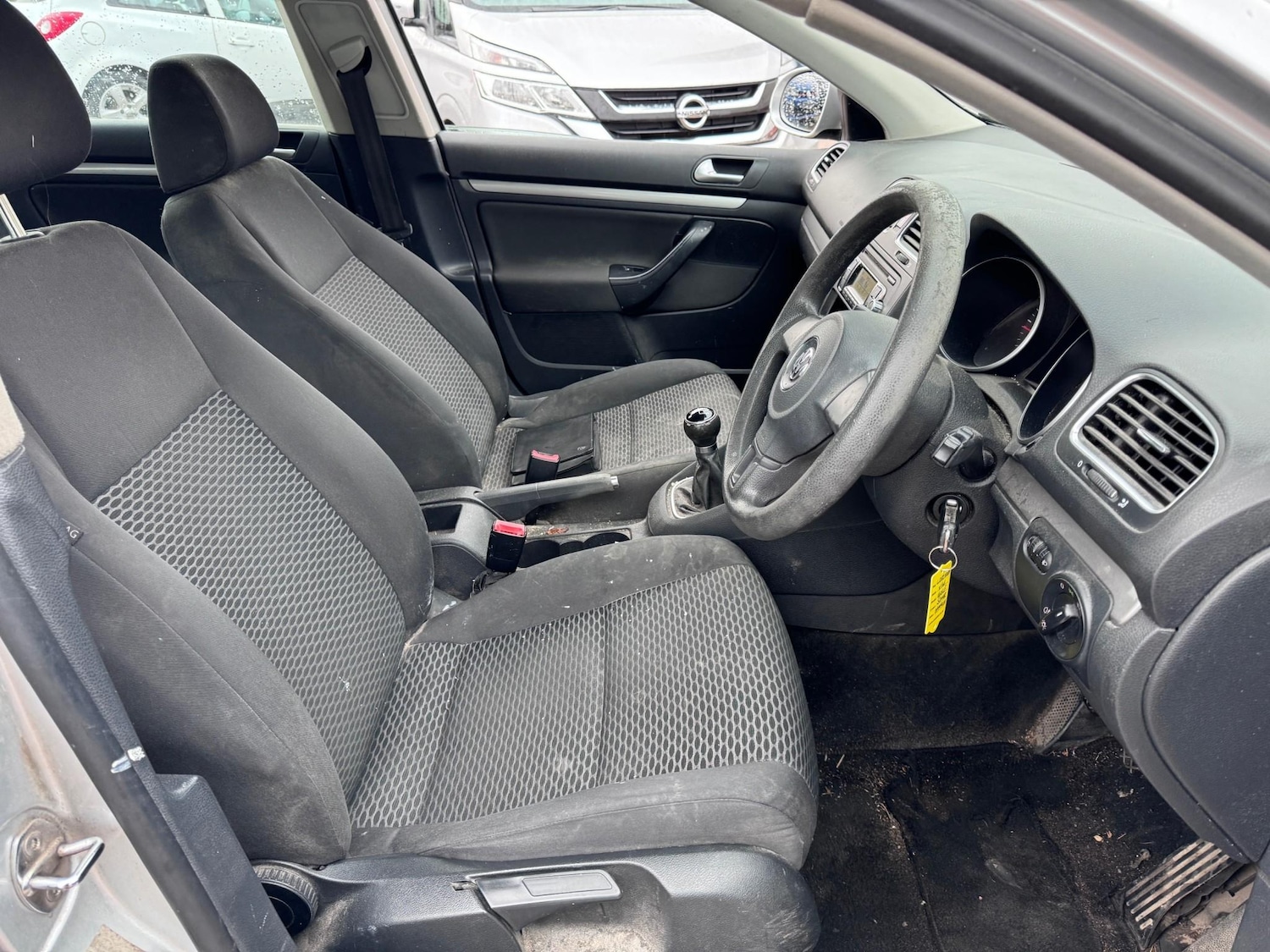 Used Volkswagen Golf 2010 for sale - 77171350: Photo 7