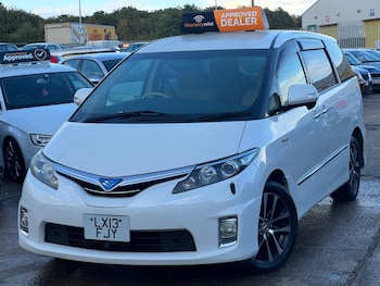 Used Toyota Estima  for sale - 75947105: Photo