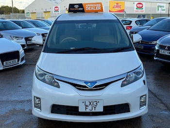Used Toyota Estima  for sale - 75947105: Photo