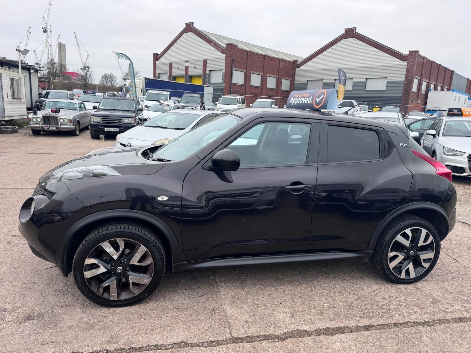 Used Nissan Juke 2013 for sale - 77064190: Photo 9