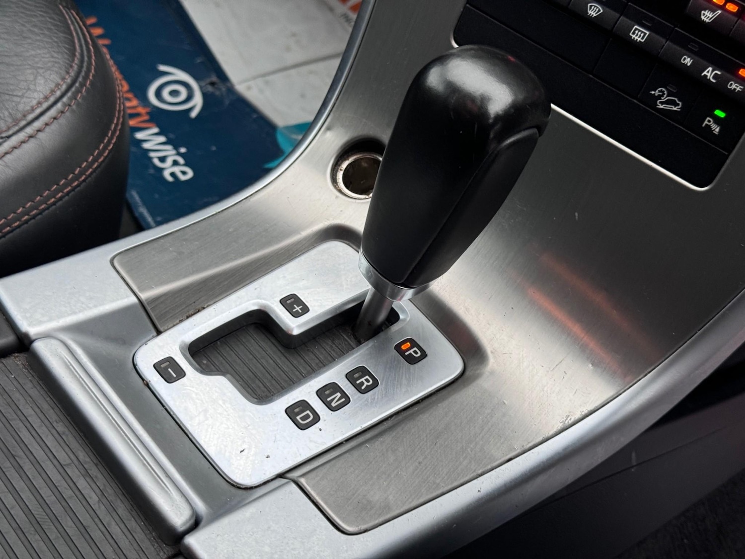 Used Volvo XC60 2009 for sale - 77421207: Photo 11