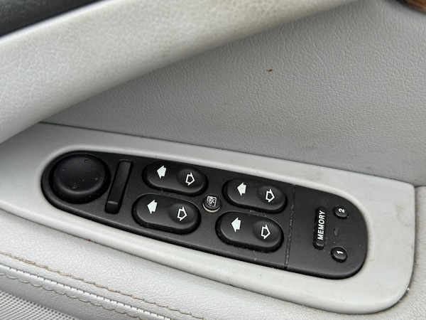 Used Jaguar S-Type 2007 for sale - 76255578: Photo 16