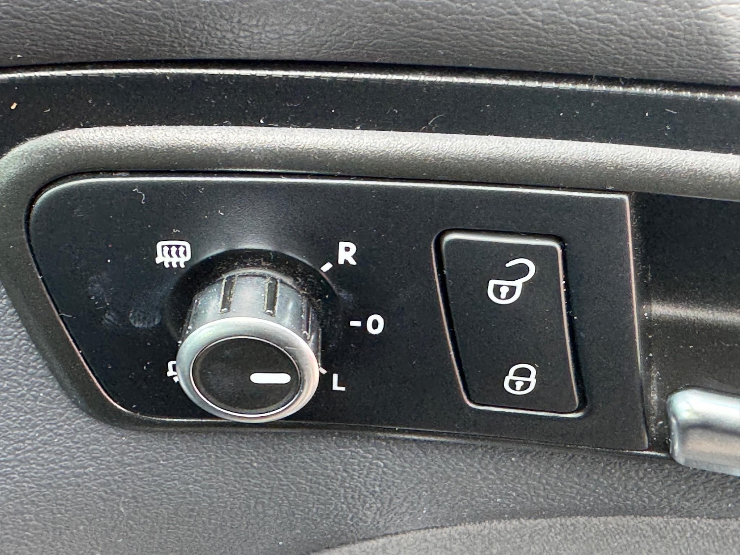 Used Volkswagen Touran 2023 for sale - 77319379: Photo 12