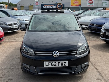 Used Volkswagen Touran 2023 for sale - 77319379: Photo