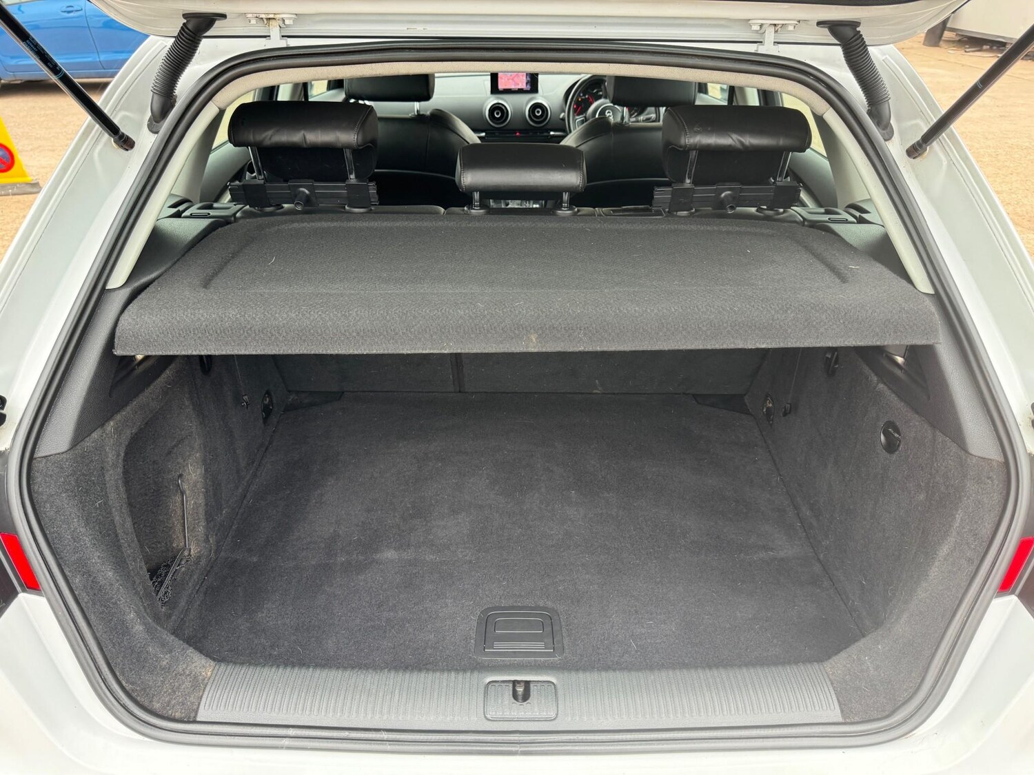Vehicle 29