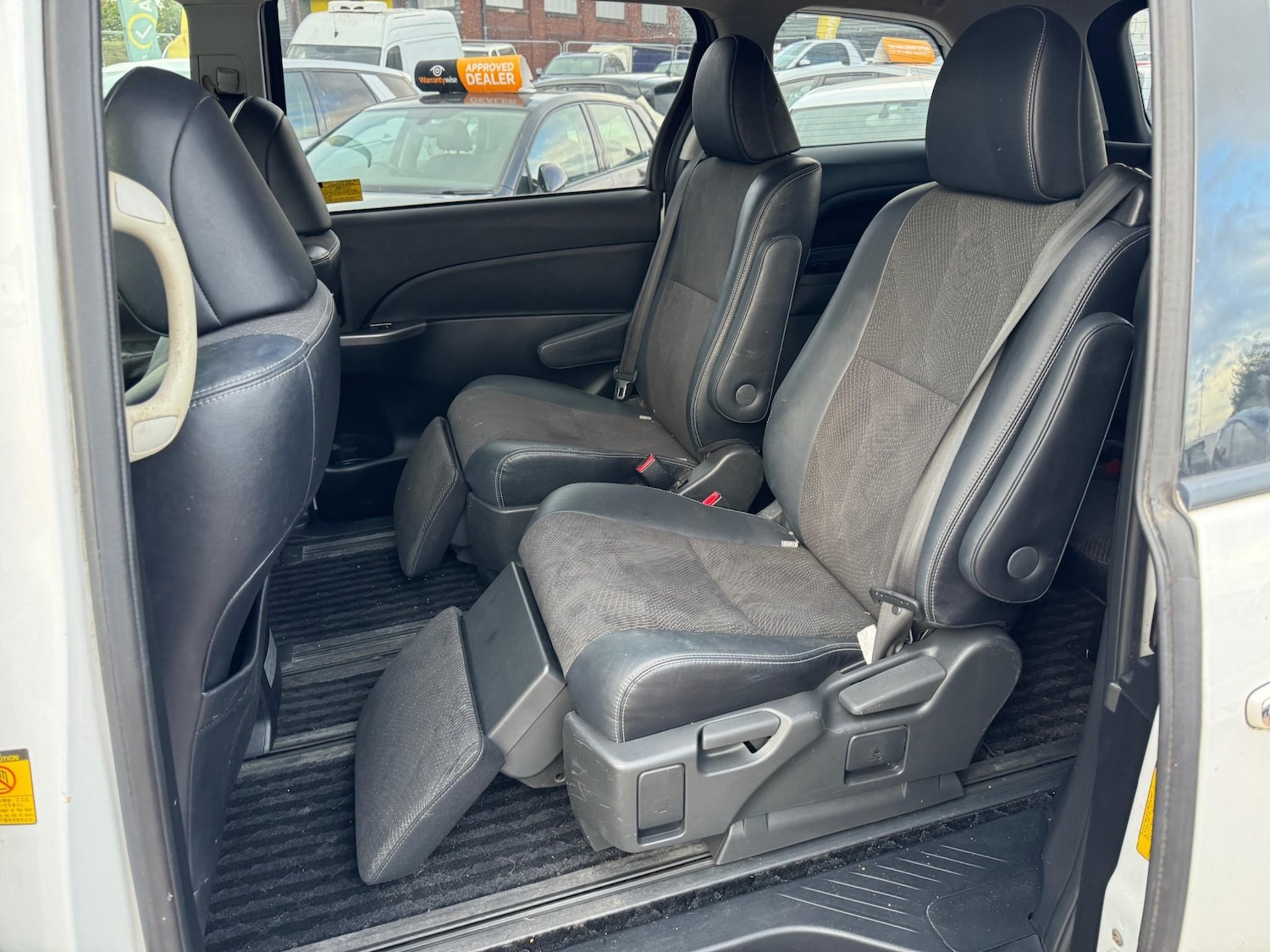 Used Toyota Estima 2024 for sale - 76092312: Photo 20