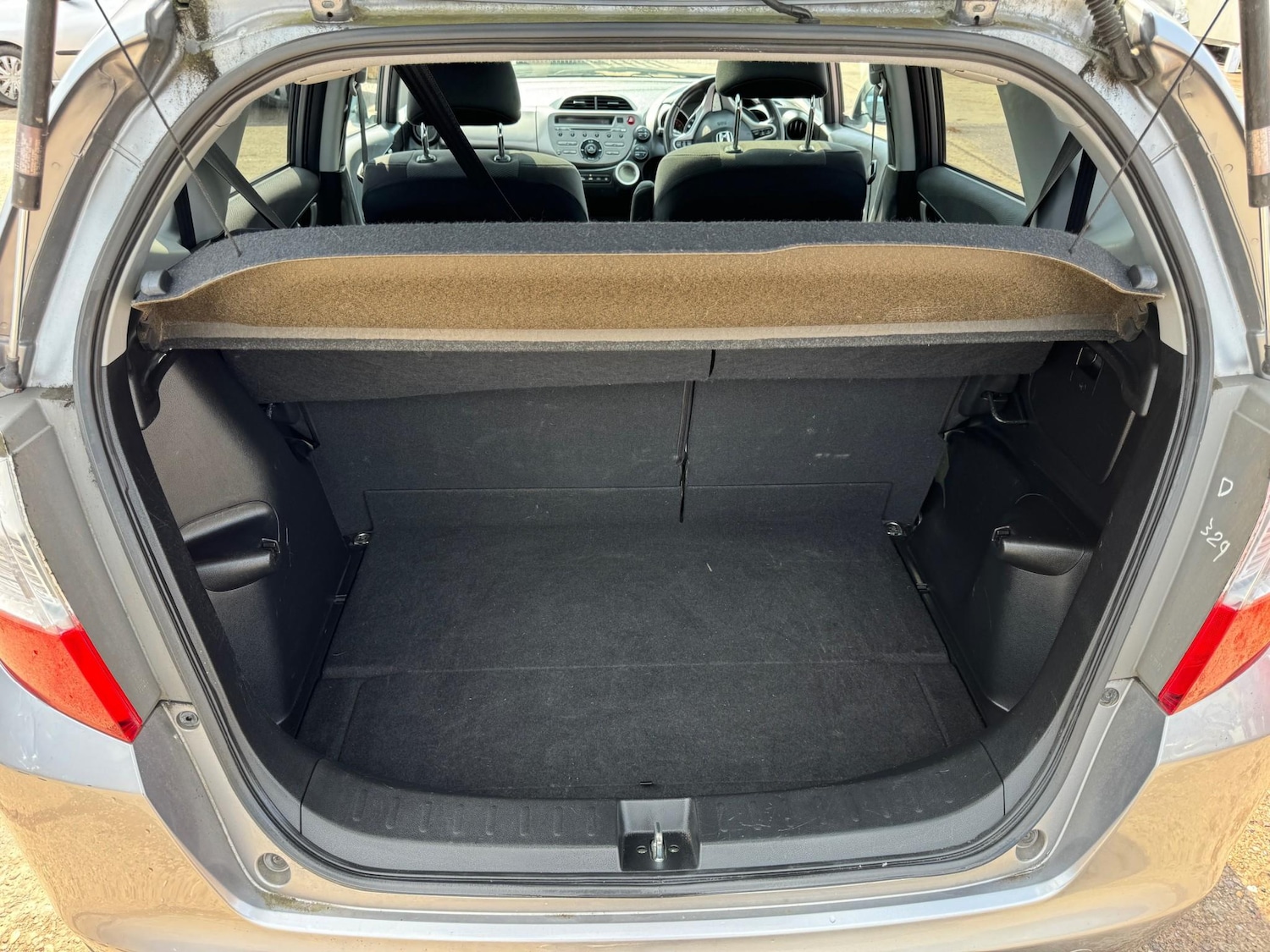 Vehicle 29