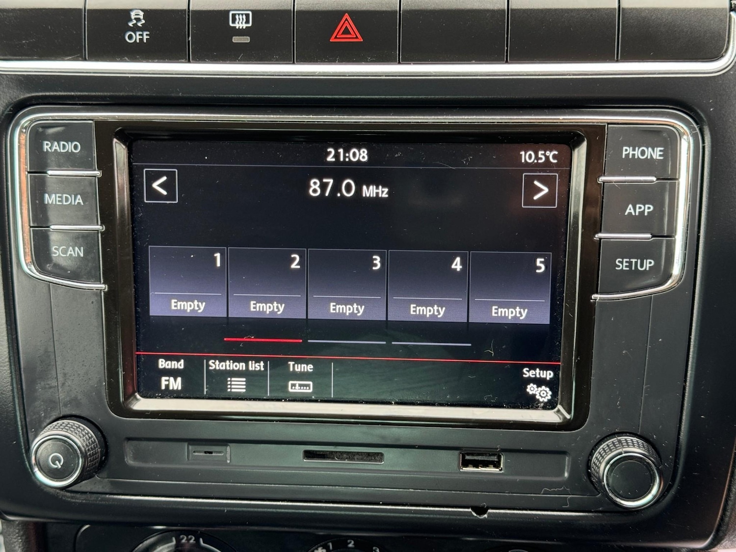 Used Volkswagen Polo 2010 for sale - 76519816: Photo 16