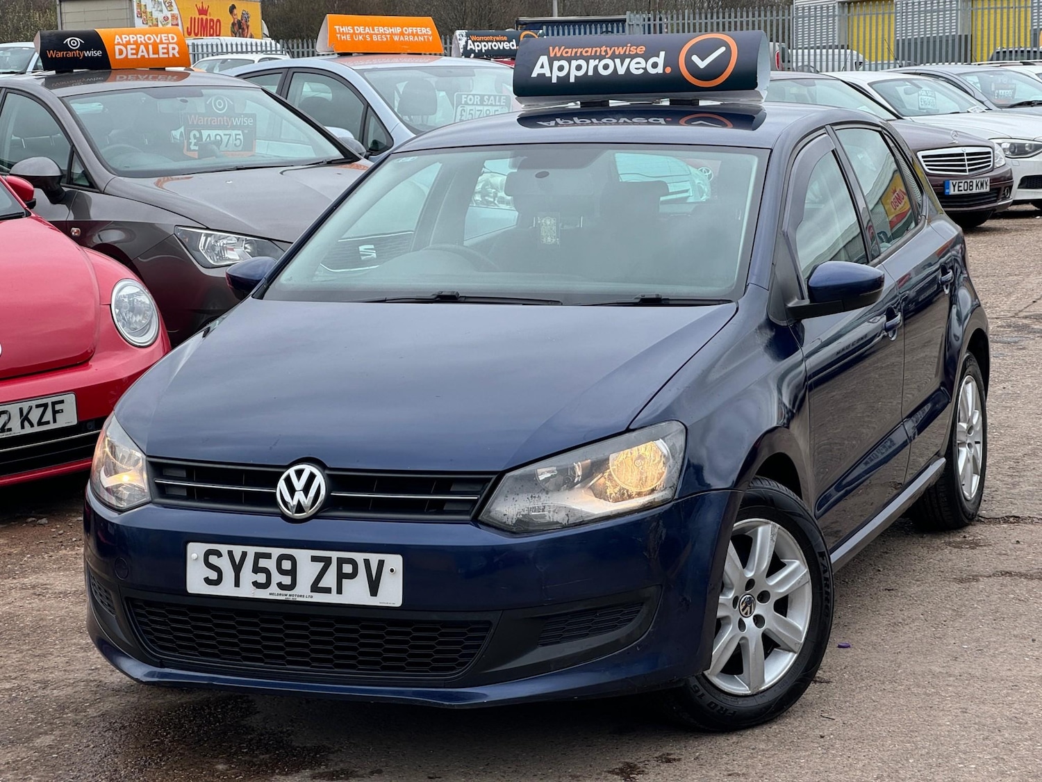 Used Volkswagen Polo 2010 for sale - 76519816: Photo 2