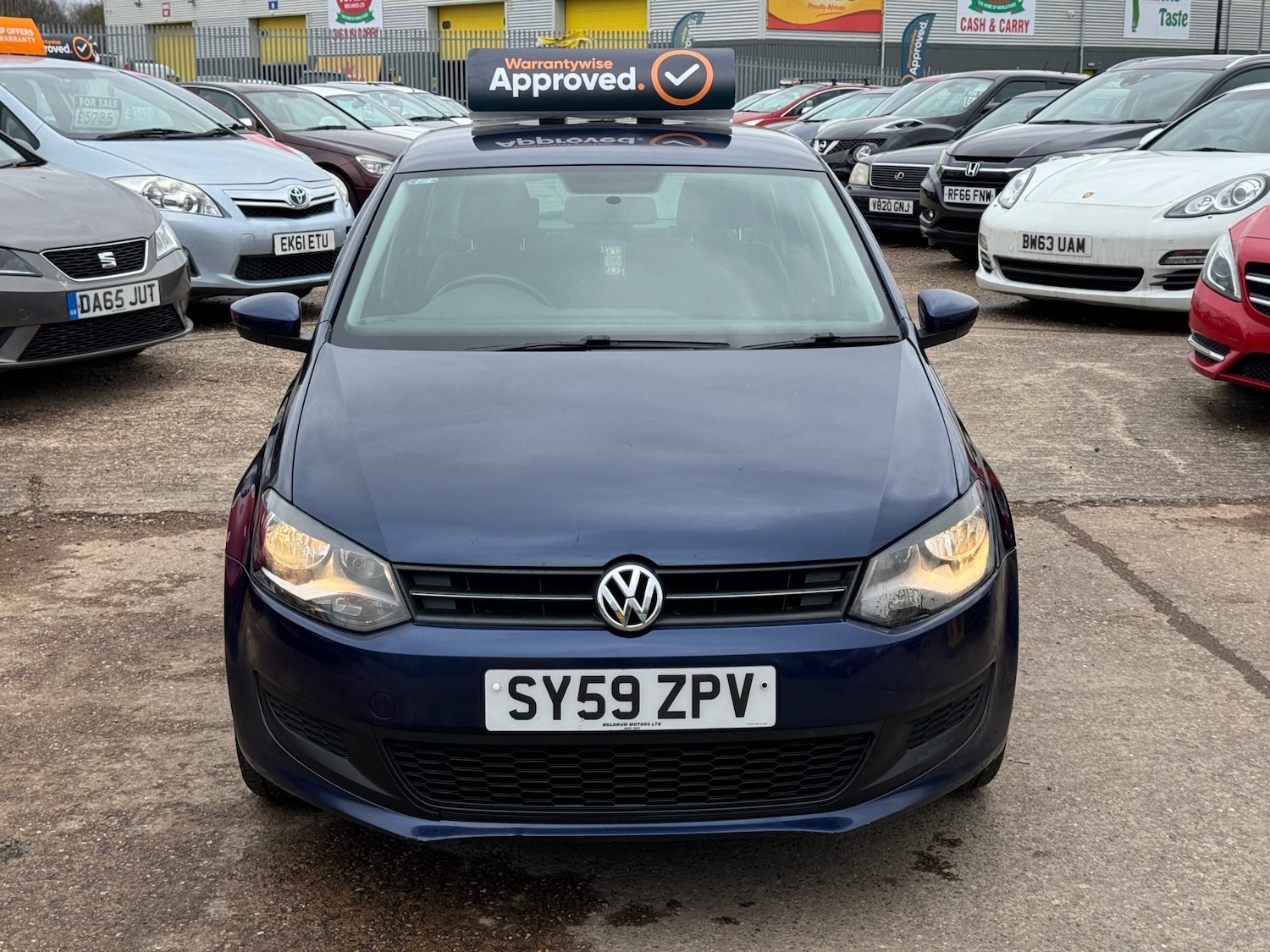 Used Volkswagen Polo 2010 for sale - 76519816: Photo 4