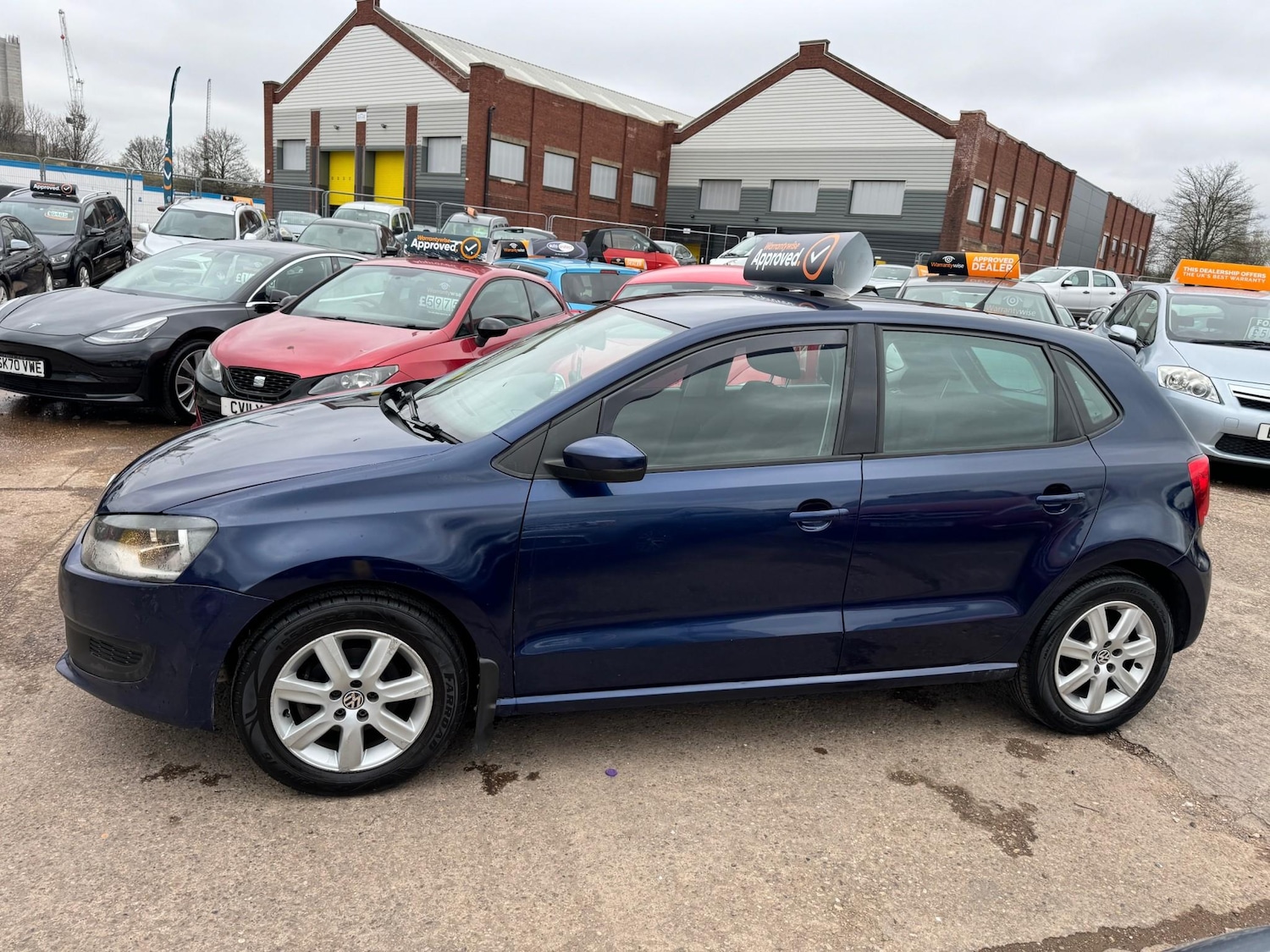 Used Volkswagen Polo 2010 for sale - 76519816: Photo 9