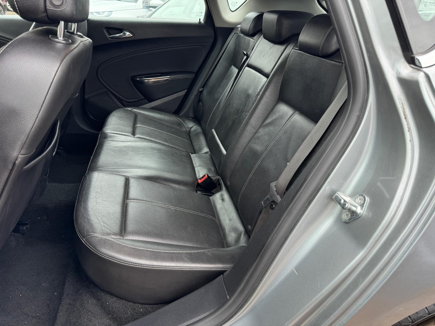 Used Vauxhall Astra 2012 for sale - 76202058: Photo 27