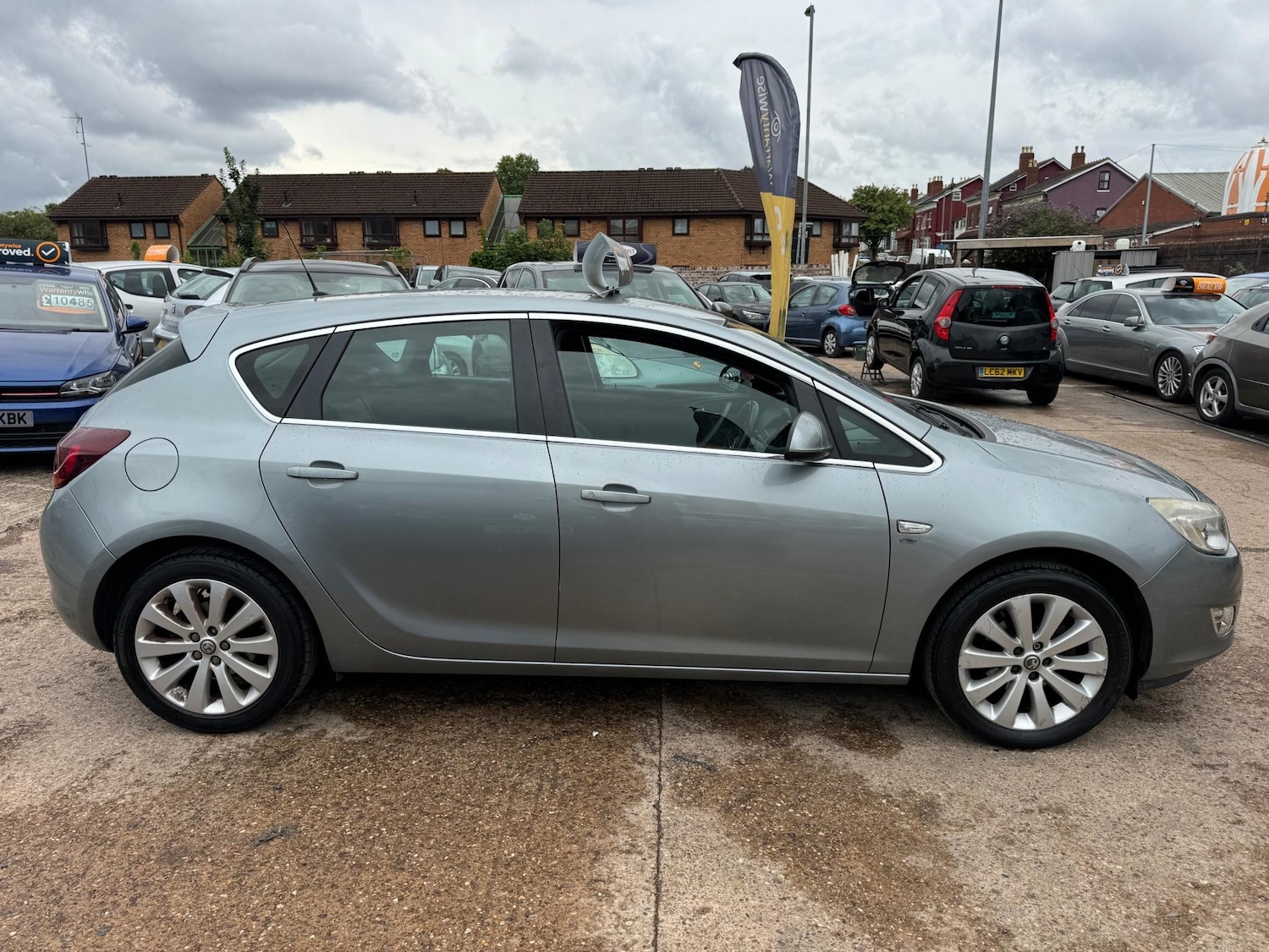 Used Vauxhall Astra 2012 for sale - 76202058: Photo 9