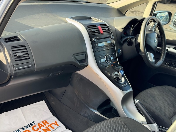 Used Toyota Auris 2011 for sale - 74903459: Photo 11