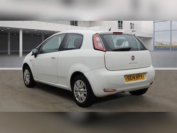 Used Fiat Punto 2014 for sale - 76767434: Photo