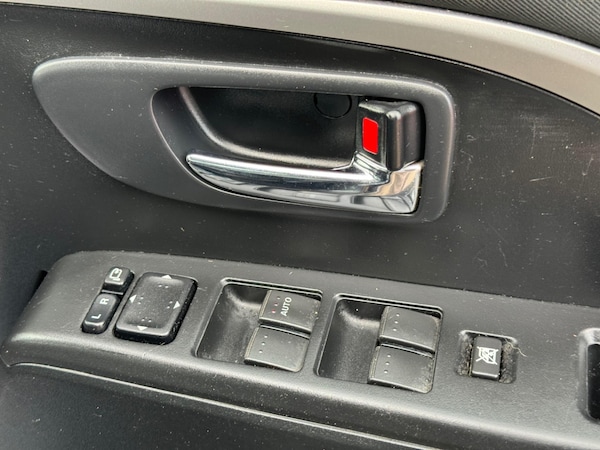 Used Mazda Mazda5 2015 for sale - 74689278: Photo 19