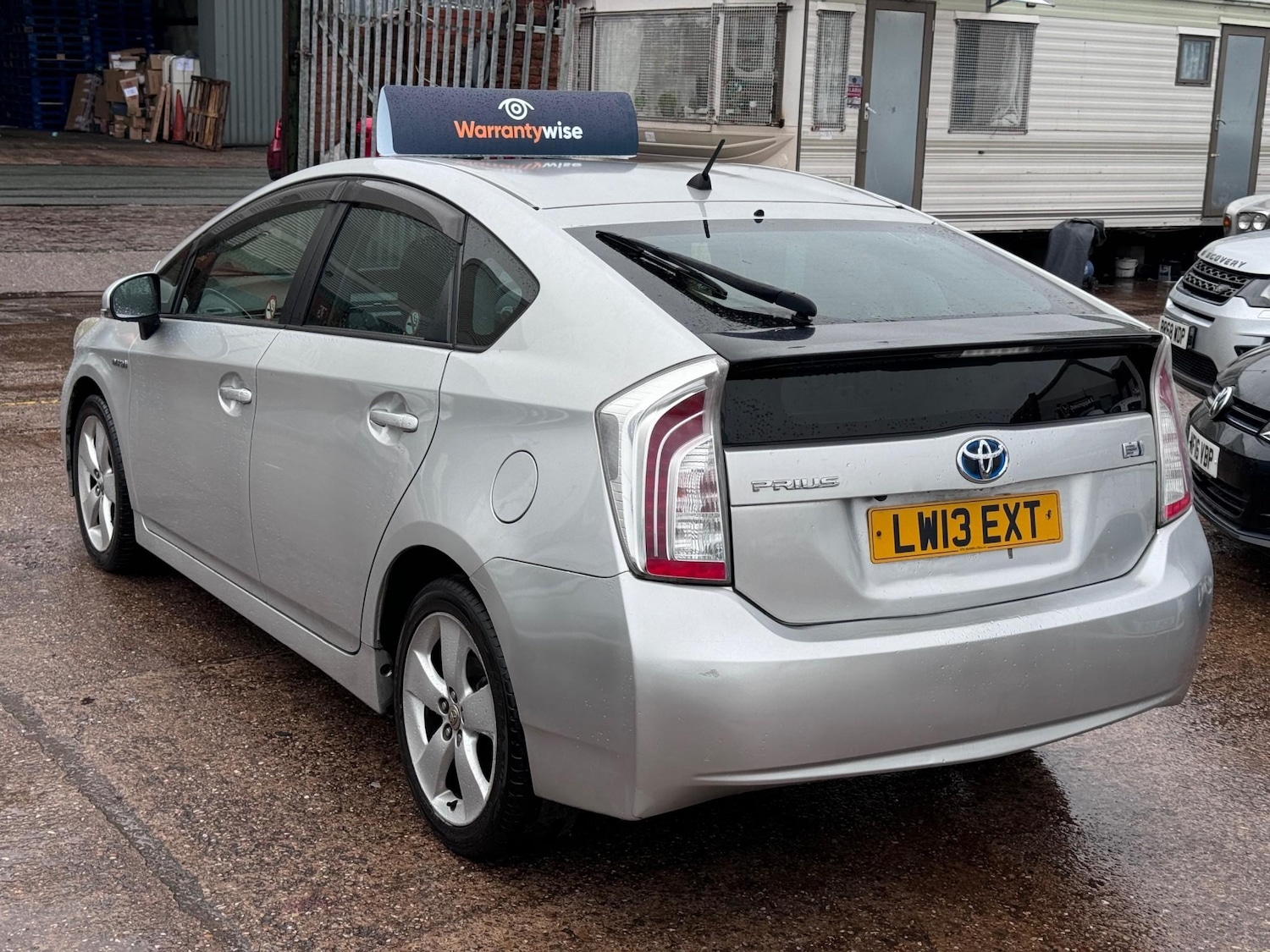 Used Toyota Prius 2020 for sale - 76985507: Photo 5