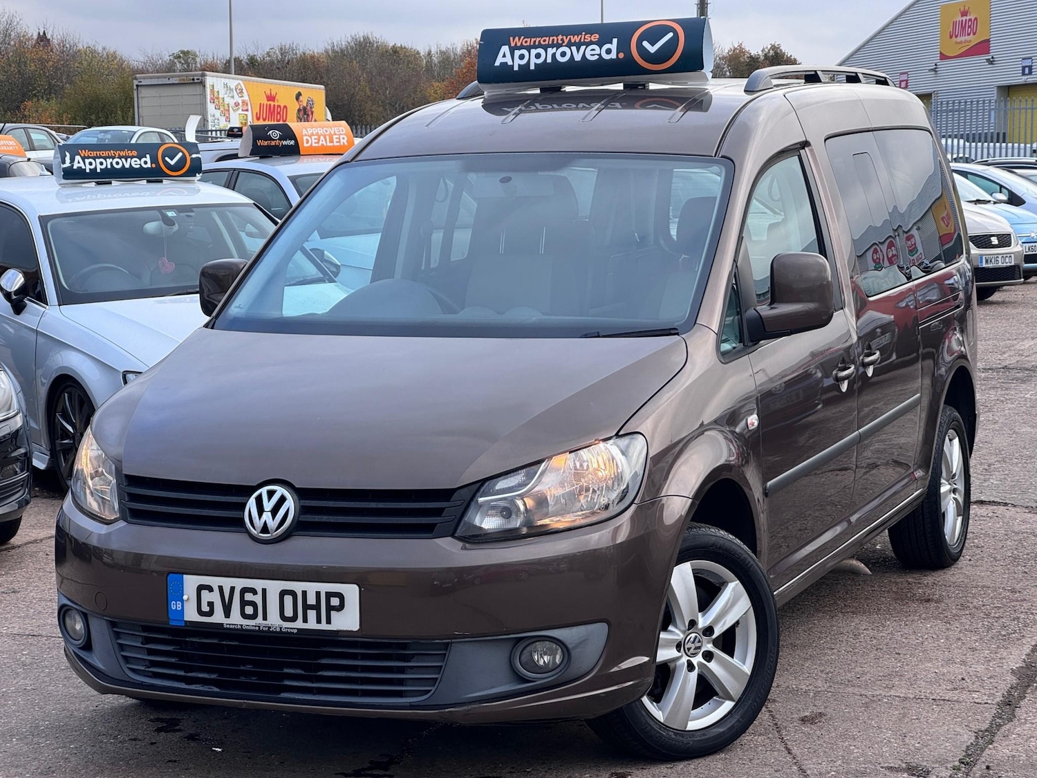Used Volkswagen Caddy Maxi Life 2011 for sale - 76494995: Photo 2