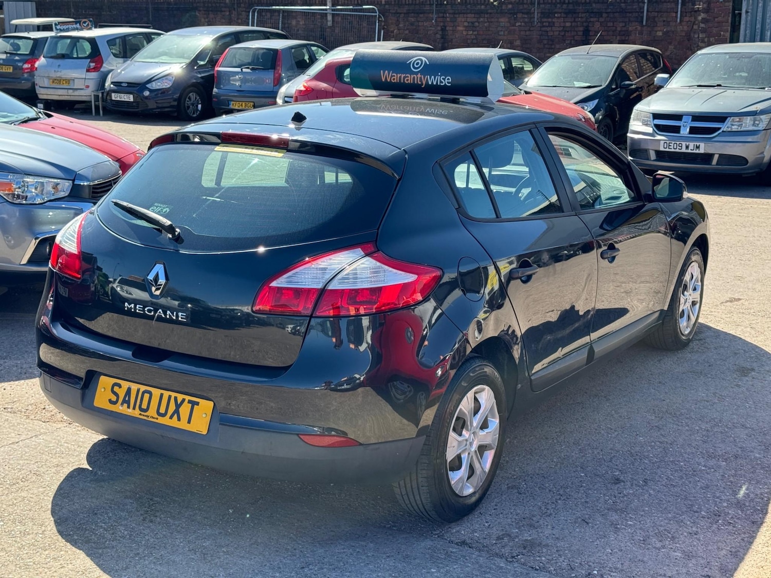 Used Renault Megane 2010 for sale - 76278701: Photo 17