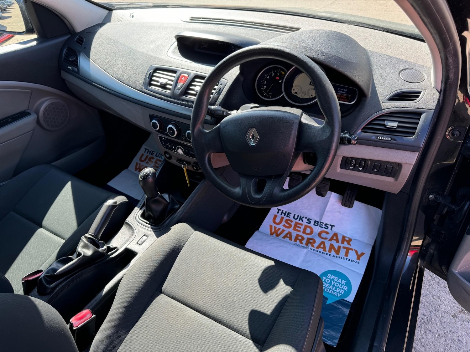 Used Renault Megane 2010 for sale - 76278701: Photo 5