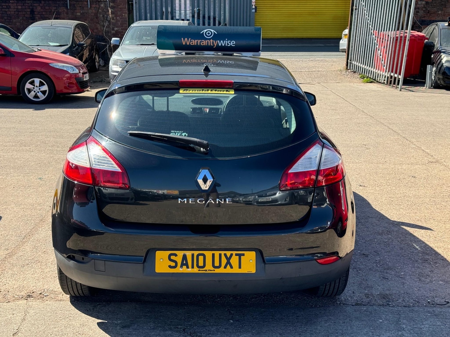 Used Renault Megane 2010 for sale - 76278701: Photo 8