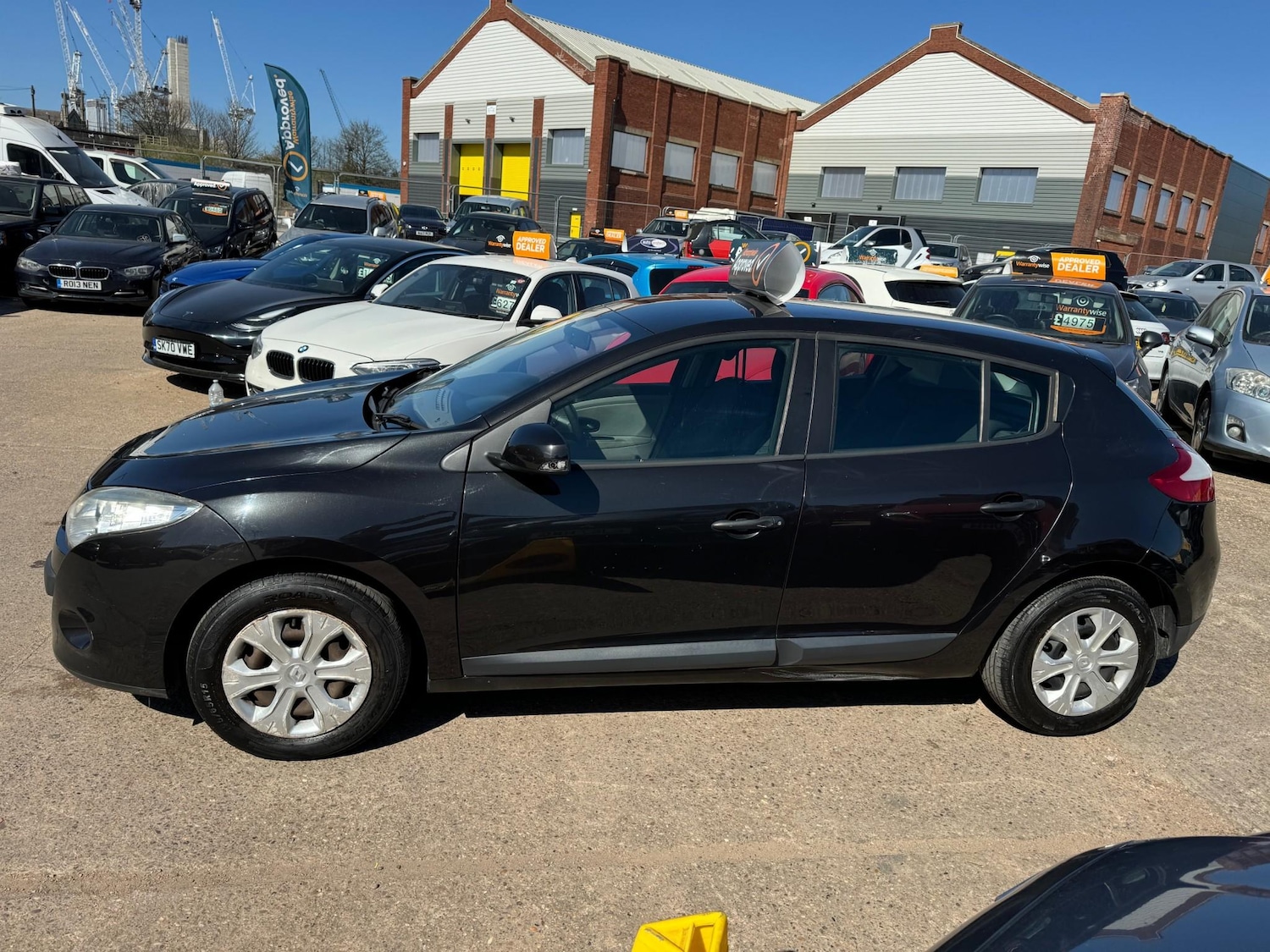 Used Renault Megane 2010 for sale - 76278701: Photo 9