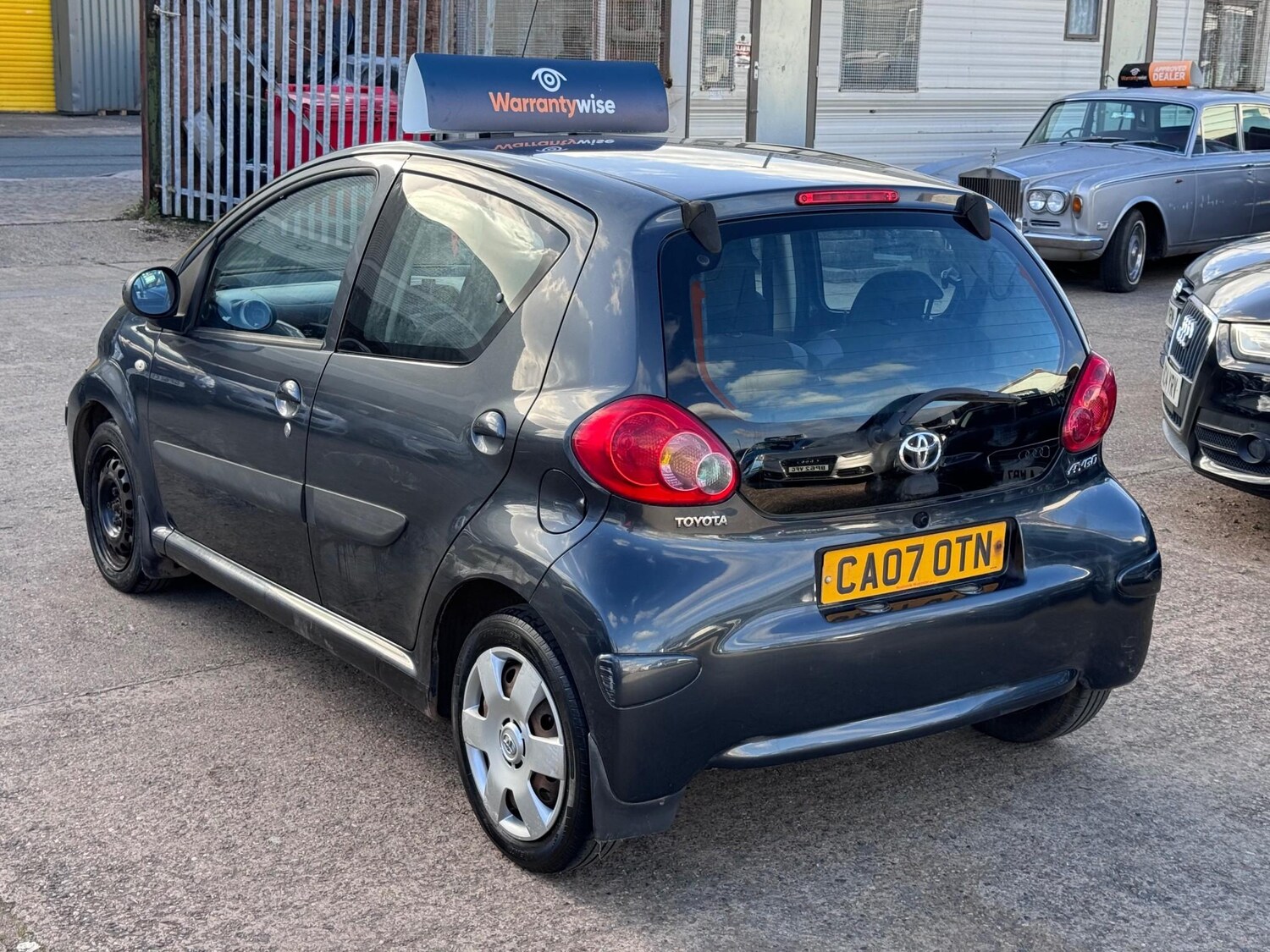 Used Toyota AYGO 2007 for sale - 78123720: Photo 10