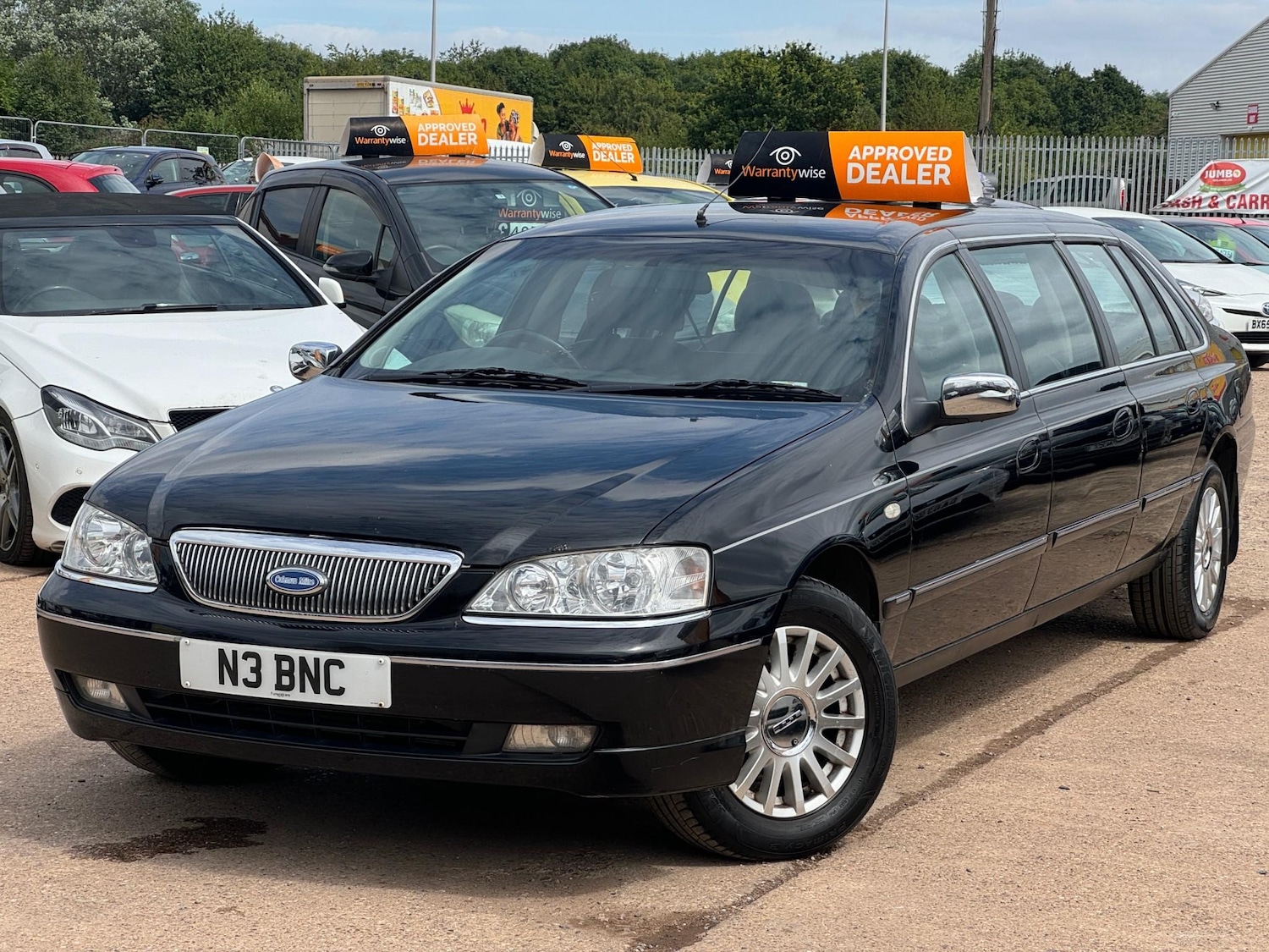 Used Ford Dorchester 2006 for sale - 76255581: Photo 2