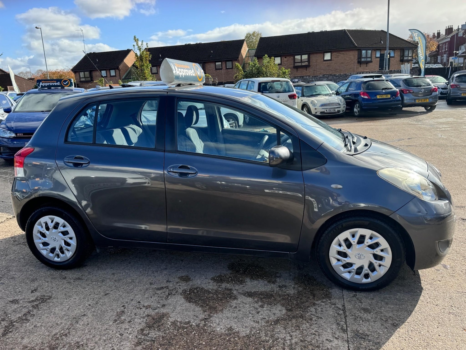 Used Toyota Yaris 2009 for sale - 76362973: Photo 8