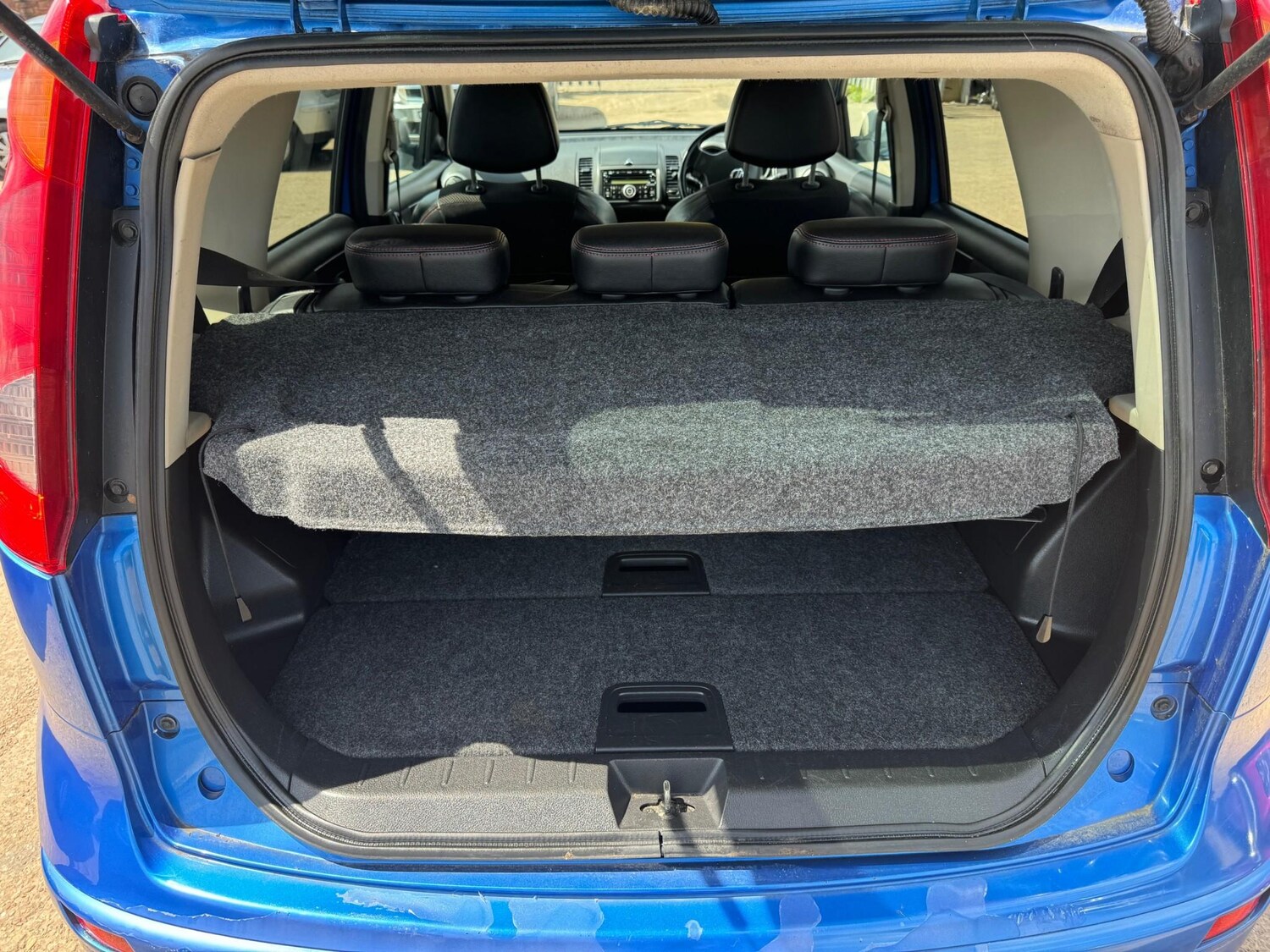 Vehicle 27