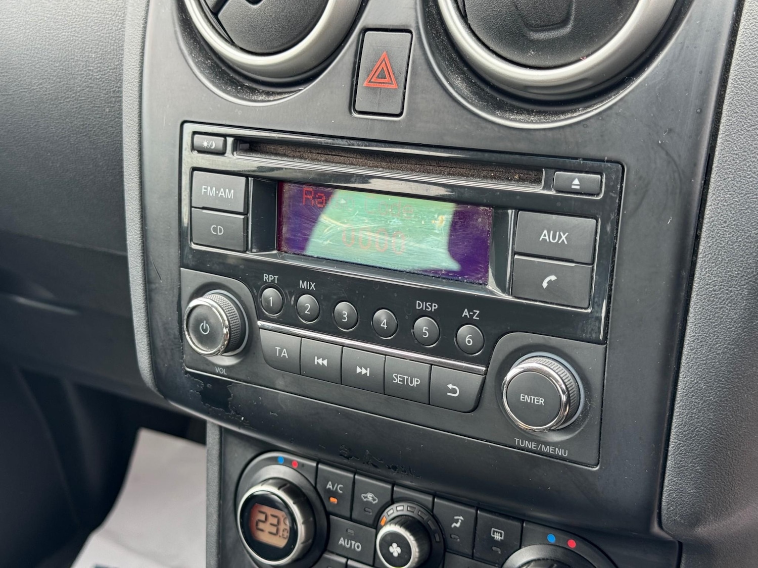 Used Nissan Qashqai 2011 for sale - 77801850: Photo 13