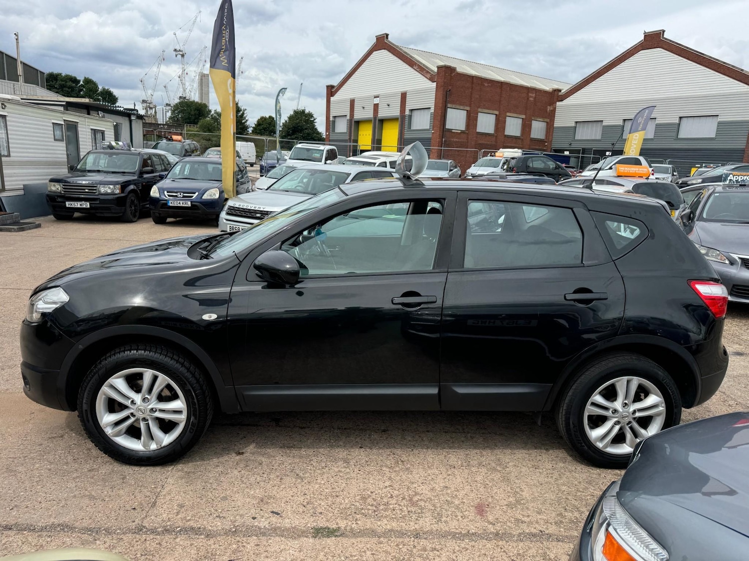 Used Nissan Qashqai 2011 for sale - 77801850: Photo 6